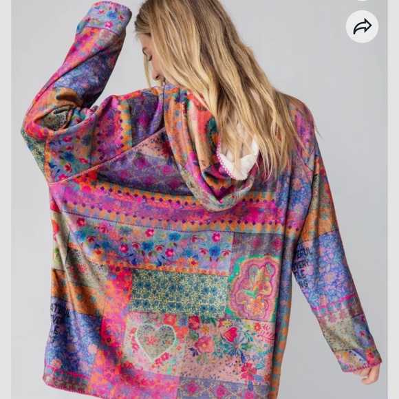 Natural Life Blanket Hoodie - Picture 2 of 3